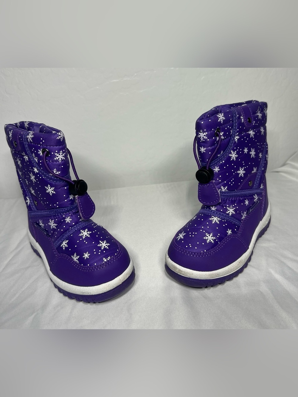 Kids Purple Snowflake Boots Insulated Waterproof Style Zip Up Toddler Size 27